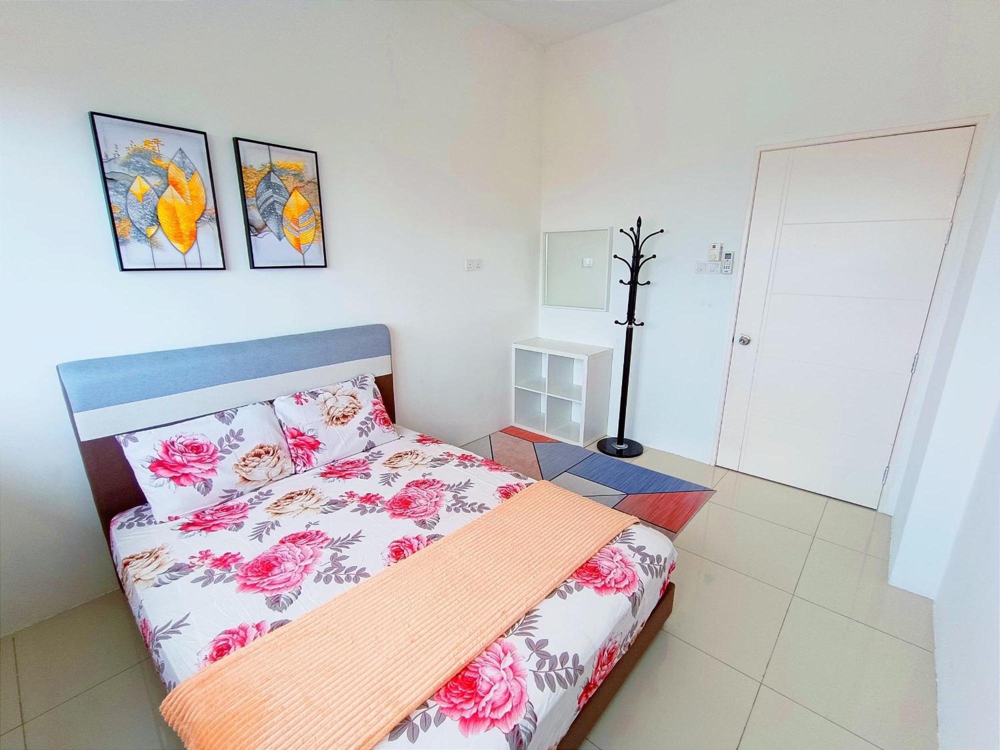 D'Luna Homestay Seaview I Sunrise View Kuala Terengganu Exterior photo